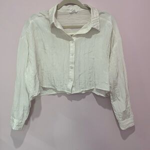 Women’s Bobbles & Lace Long Sleeve Cropped Silky Button Up - Size Small